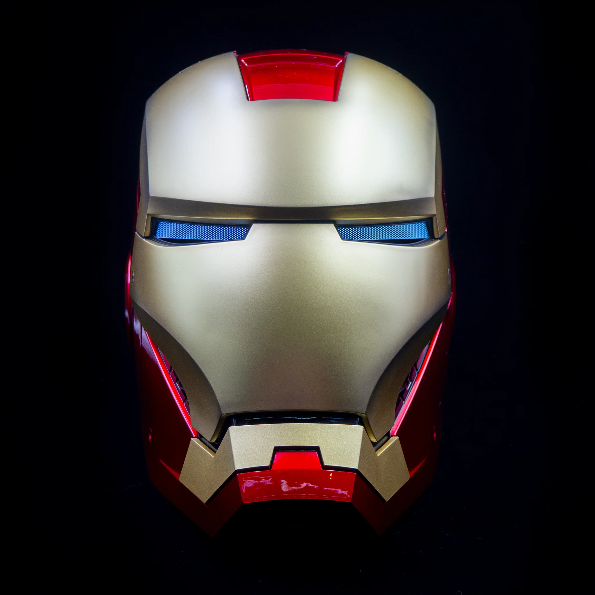 Marvel Iron Man Mark 7 Helmet Wearable 4 modes 1: 1 Collectible Bluetooth Speaker By Killer Body - Image 4