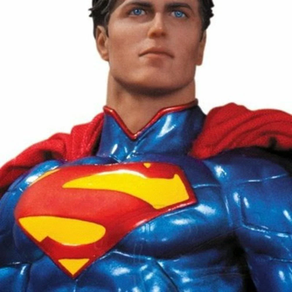 DC COMICS ICONS SUPERMAN 1/6 SCALE STATUE - Image 3