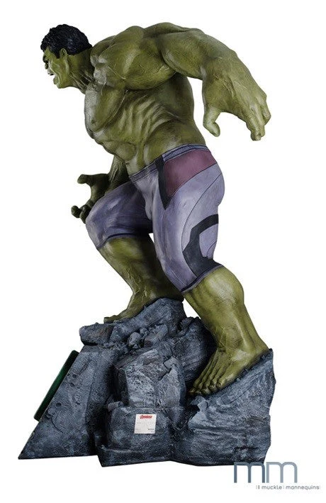 Incredible Hulk Avengers Age of Ultron Life-Size Statue by Muckle Mannequins - Image 3