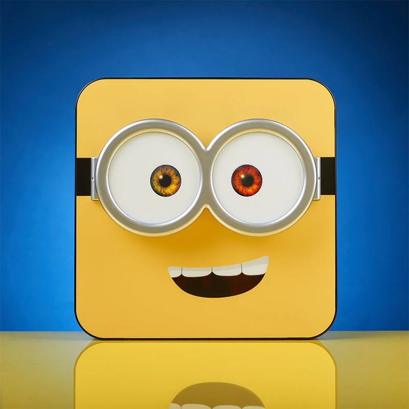 Despicable Me Minions 3D Desk Lamp Wall Light - Image 2