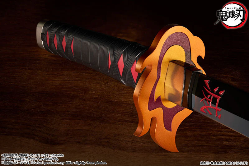 Demon Slayer: Kimetsu no Yaiba Proplica Tanjiro Kamado (Kyojuro Rengoku's Sword Guard Ver.) Nichirin Sword By Proplica - Image 3
