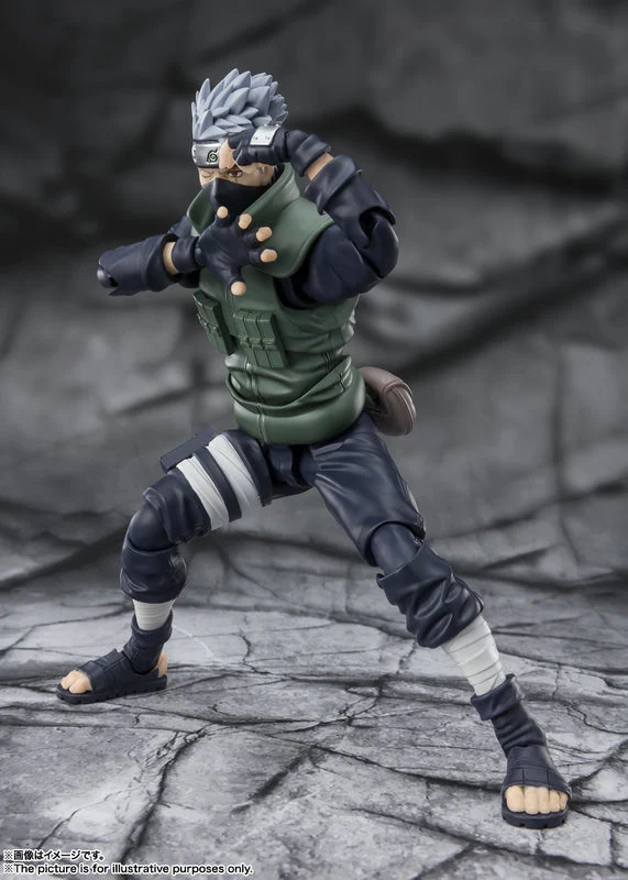 Naruto Shippuden Kakashi Hatake The Famed Sharingan Hero S.H.Figuarts Action Figure by Bandai Tamashii - Image 3