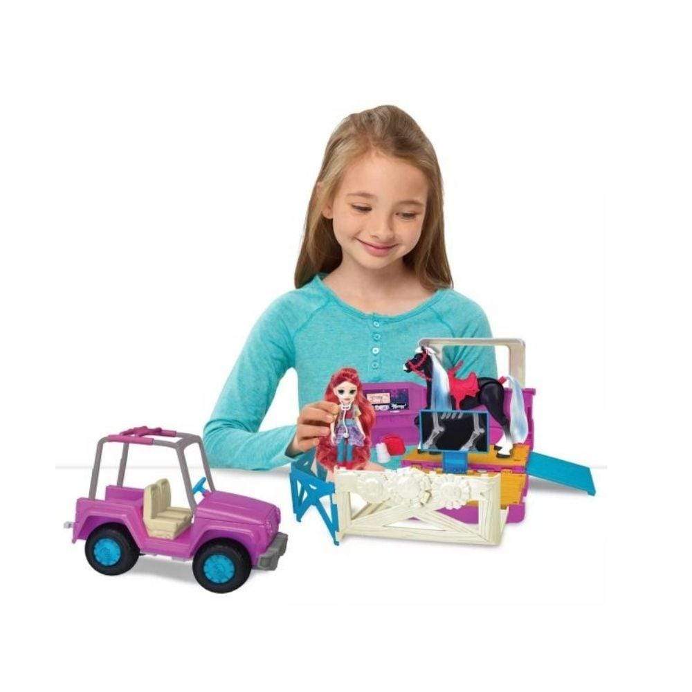 Winner's Stable Deluxe Vet Trailer - Image 2